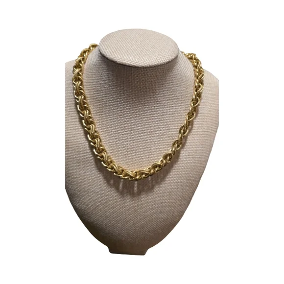 Vintage Oscar De La Renta Stamped Gold Tone Linked Necklace - Picture 1 of 1